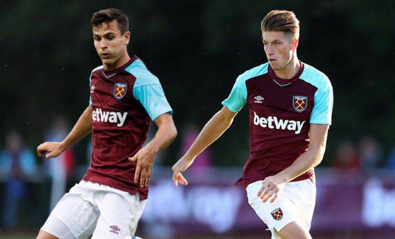 首夺亚洲杯 首夺亚洲杯